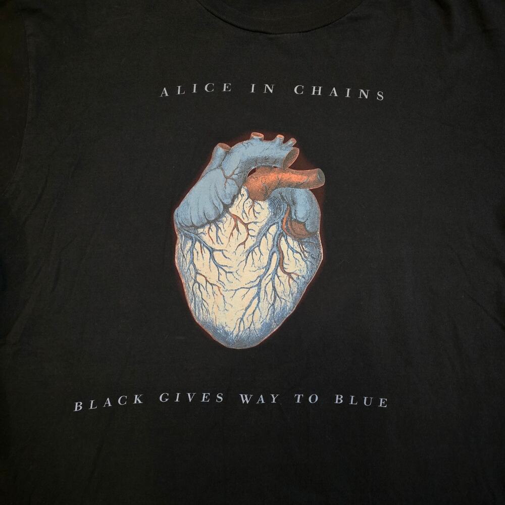 AiC Tshirt  XL Black Graphic Print Cotton Alice Chains Black Gives Way Blue 2010 - Picture 10 of 10
